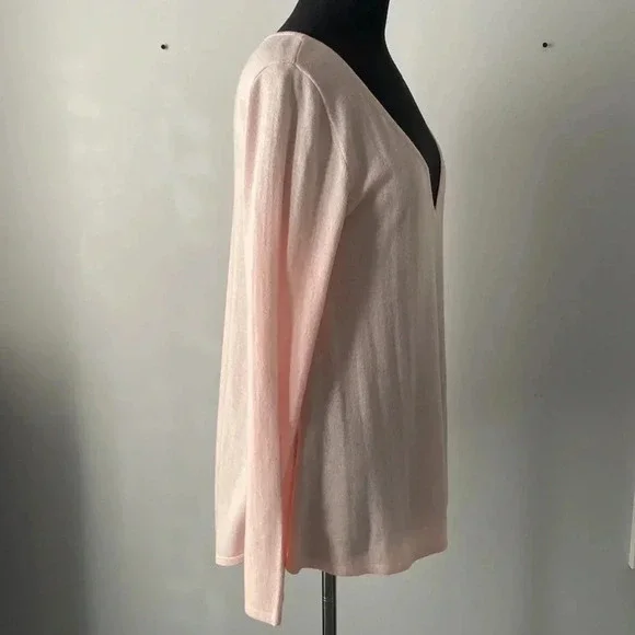 Lemon 🍋 | V-  Neck Long Sleeve Sweater - Picture 2 of 4